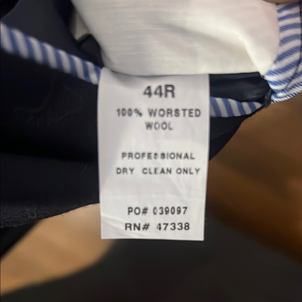 Men's Classic Black Blazer - Picture 4 of 5